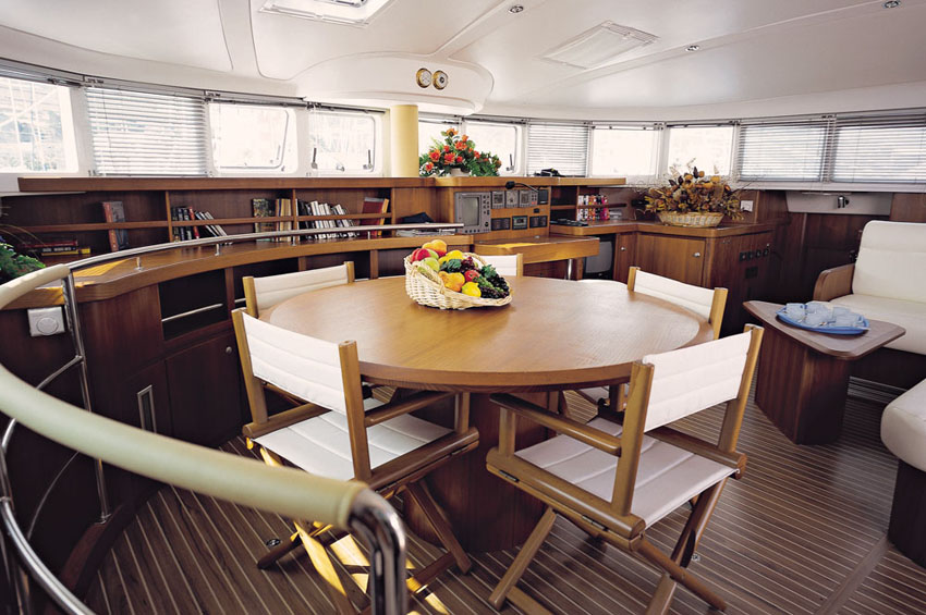 Charter yacht Katamaran Lagoon 570 8 - Kopie