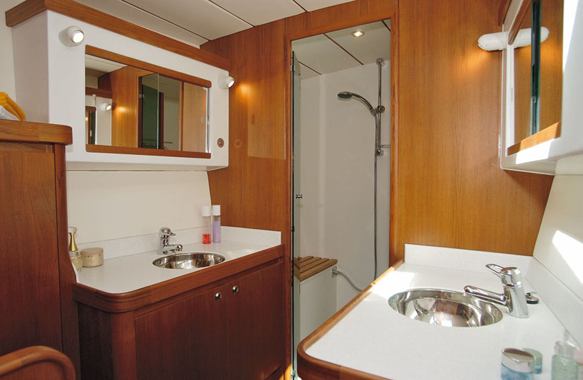 Charter yacht Katamaran Lagoon 570 9 - Kopie