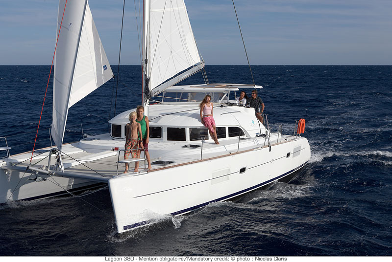 Charter segel yacht Katamaran Lagoon 380 12