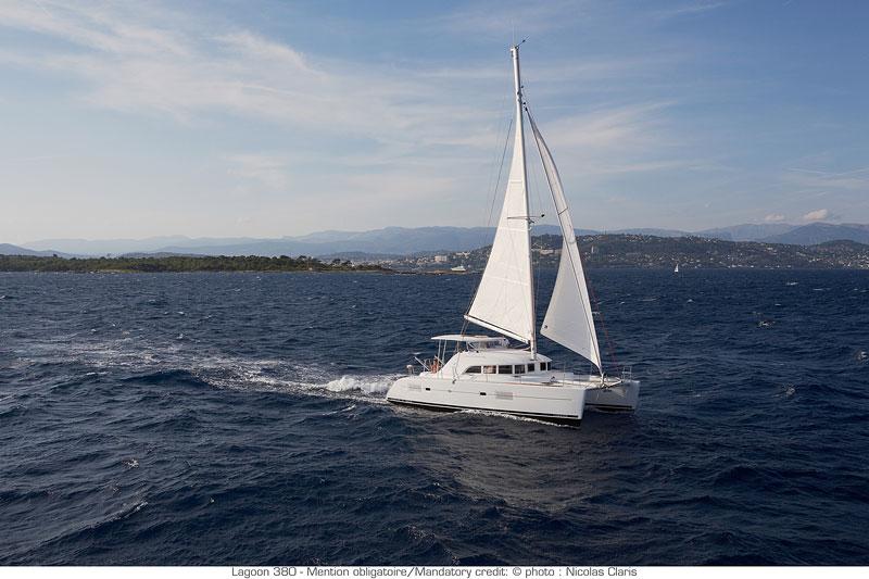 Charter segel yacht Lagoon 380 8