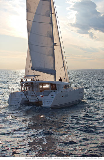 Charter segel yacht Katamaran Lagoon 400 13
