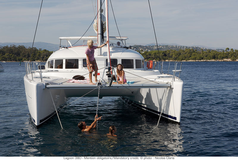 Charter segel yacht Katamaran Lagoon 380 19