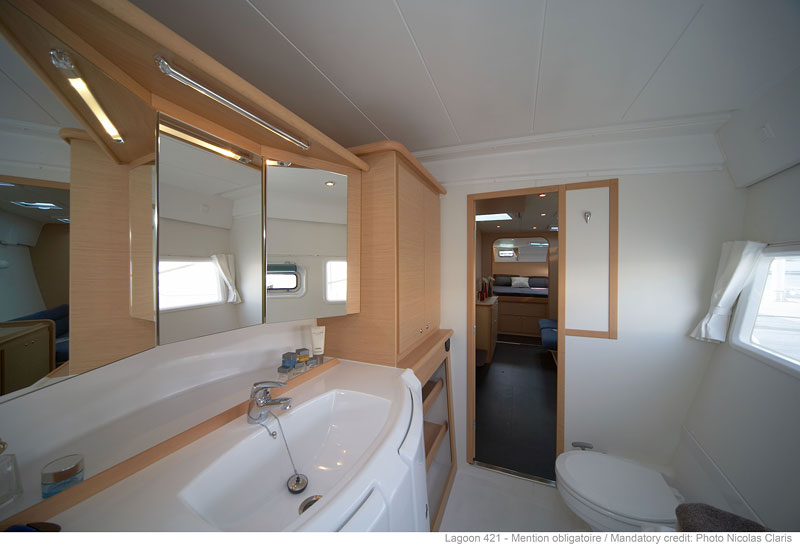 Charter segel yacht Katamaran Lagoon 421 31