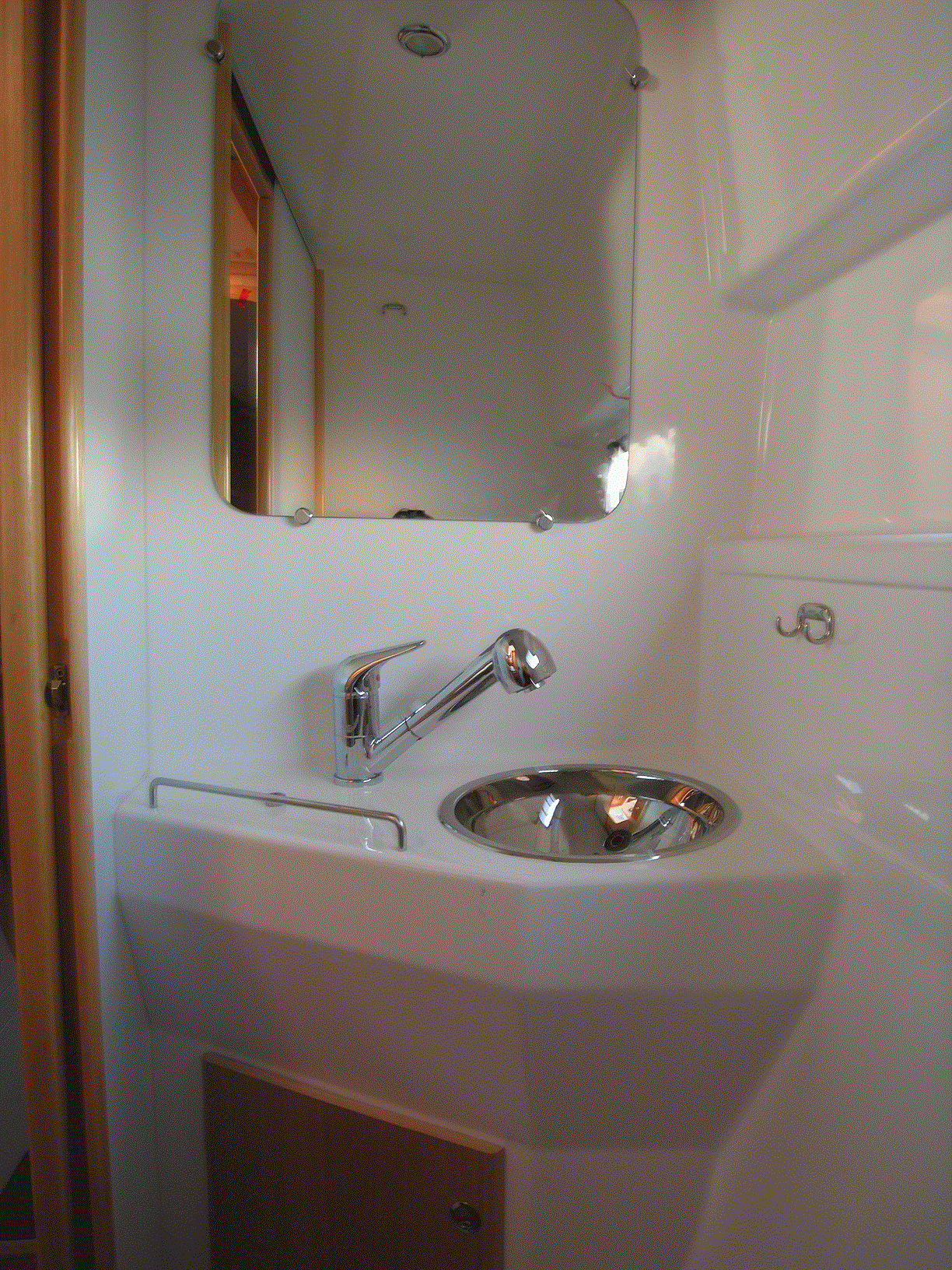 Charter Katamaran Yacht segel Nautitech 40 13