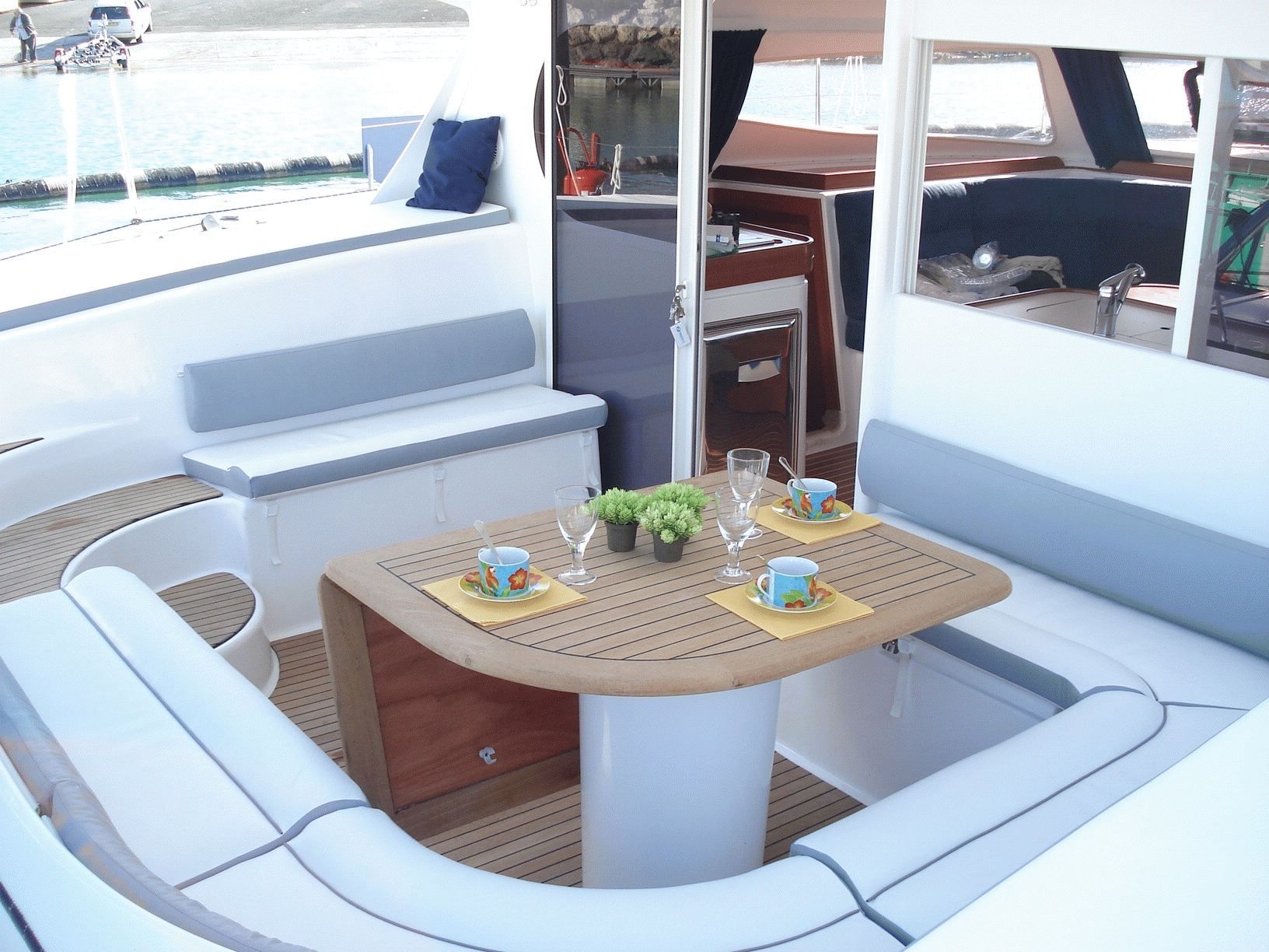 Charter Katamaran Yacht segel Nautitech 40 3