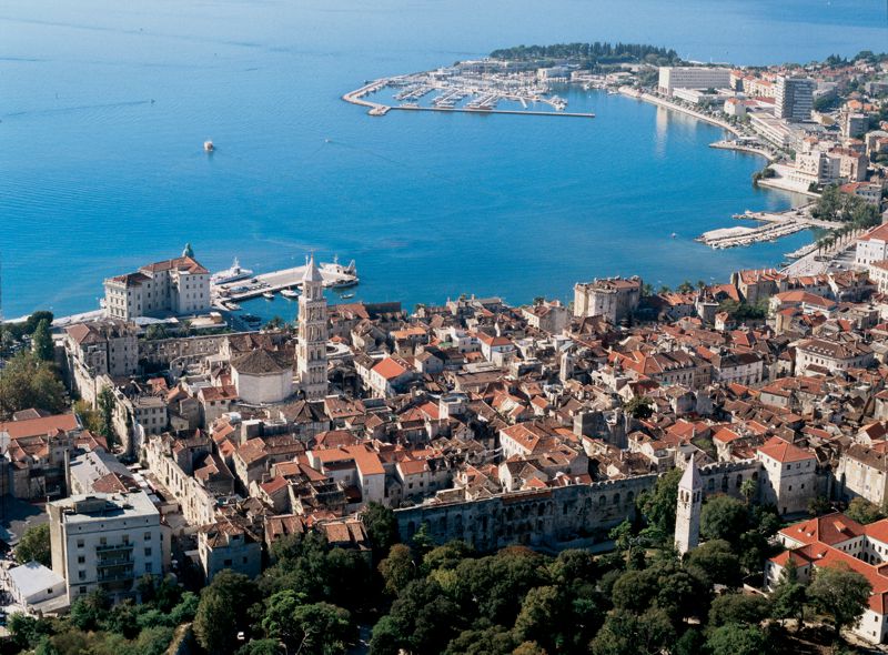Split Dalmatien Yacht Charter fuer Charter Yachten 10