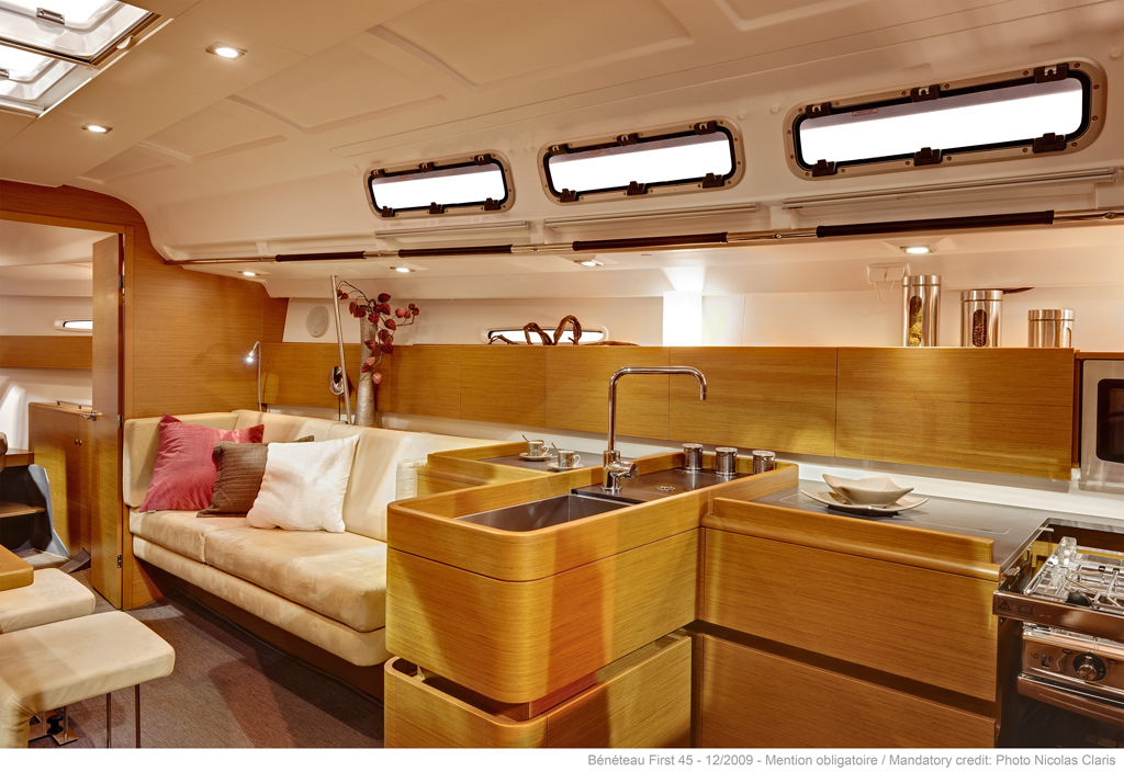 Charter Segel yacht Beneteau First 45 22