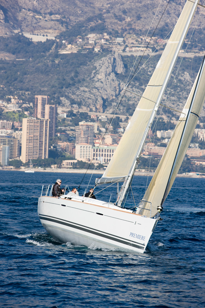 Charter Segel yacht Beneteau First 45 26
