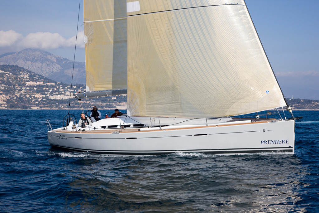 Charter Segel yacht Beneteau First 45 31