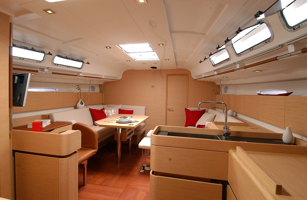 Charter Segel yacht Beneteau First 45 5