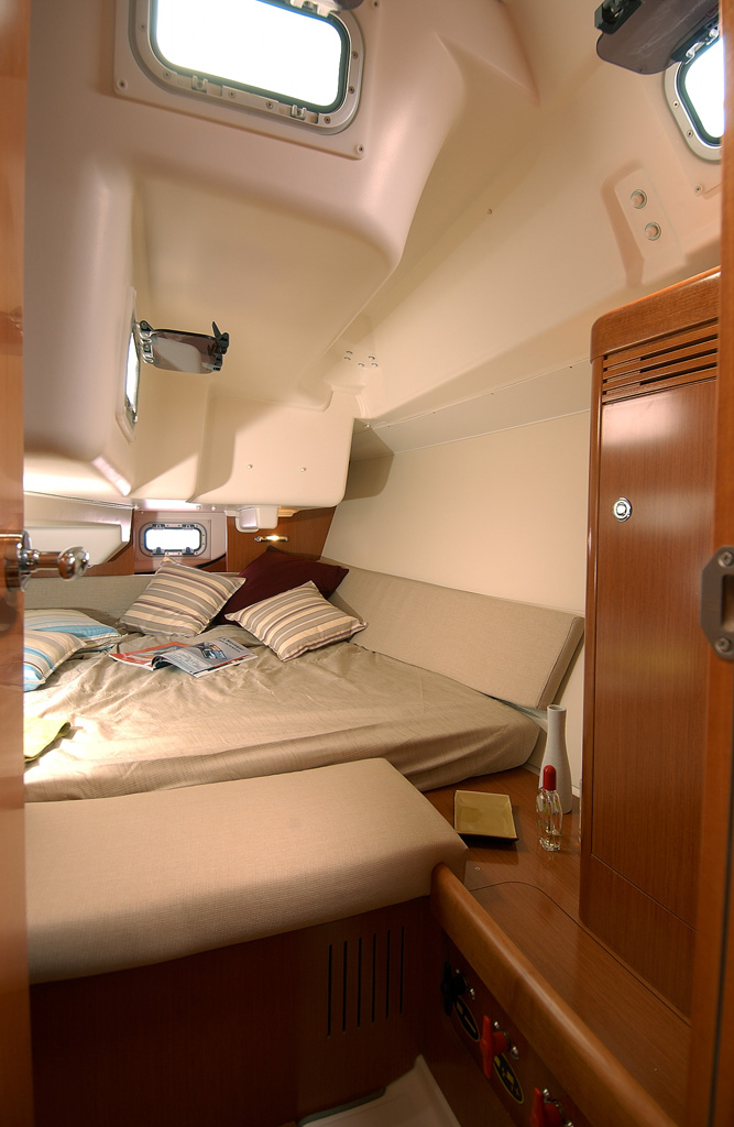 Beneteau Oceanis 34.achterkabine.1