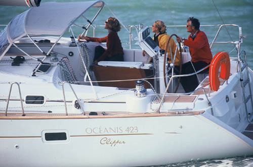 Charter segel yacht Beneteau Oceanis clipper 423 1
