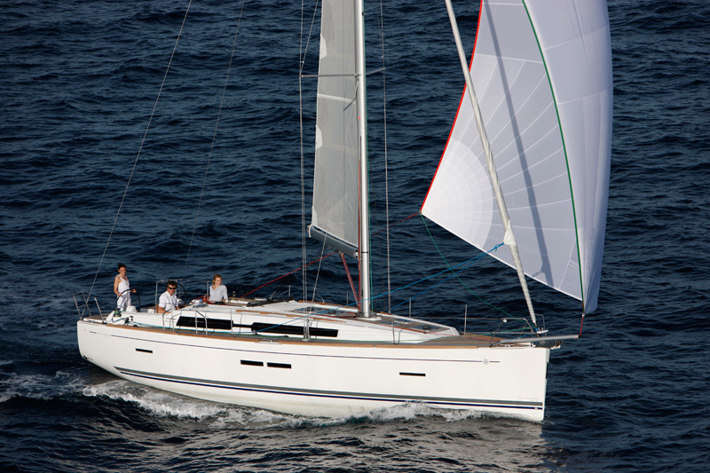 yacht Charter Segel yacht Dufour 405 GL 2