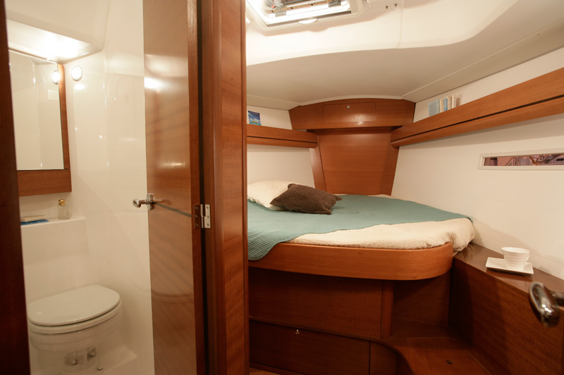 yacht Charter Segel yacht Dufour 405 GL 9