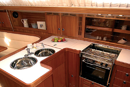 Sunja Yachting Yachtcharter Elan 40 2