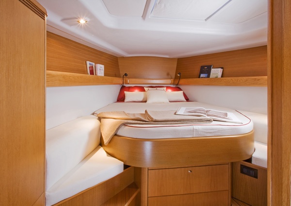 Sunja Yachting charter yacht Grand Soleil 43 12