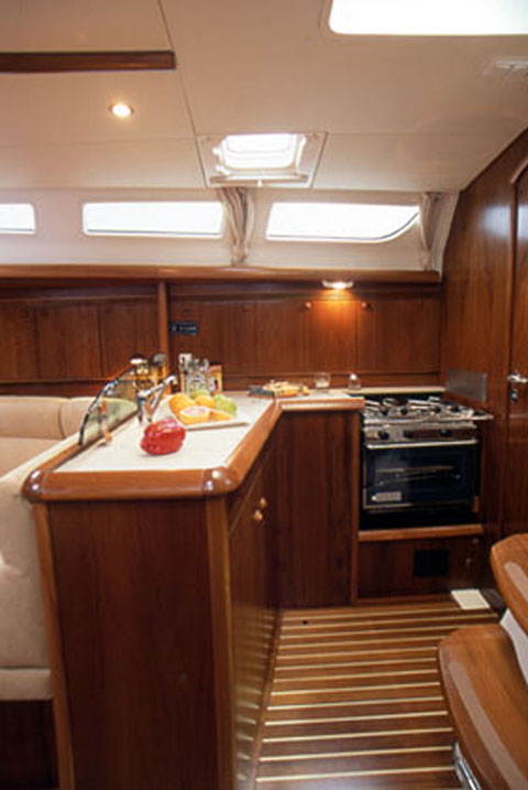 Yachtcharter Sunja Yachting Jeanneau Sun Odyssey 40.3 5