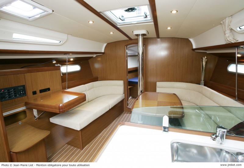 Yachtcharter Sunja Yachting Jeanneau Sun Odyssey 42i 19