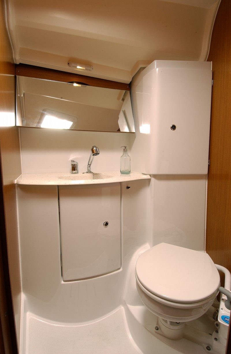 Yachtcharter Sunja Yachting Jeanneau Sun Odyssey 42i 30