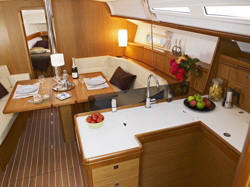 Yachtcharter Sunja Yachting Jeanneau Sun Odyssey 42i 33