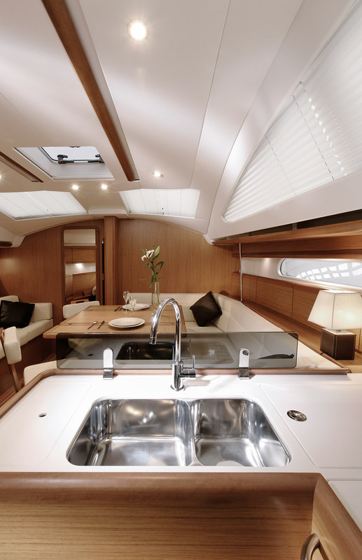 Segeln Chartern Yacht Sunja yachting Jeanneau Sun Odyssey 45 DS 20