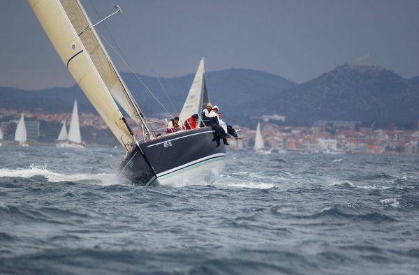 Sunja Yachting salona 45 0 6