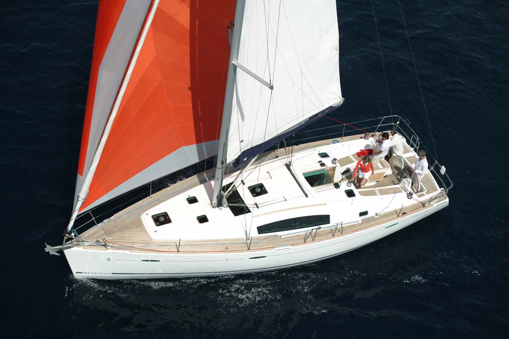 Charter Segel yacht Beneteau Oceanis 43 12