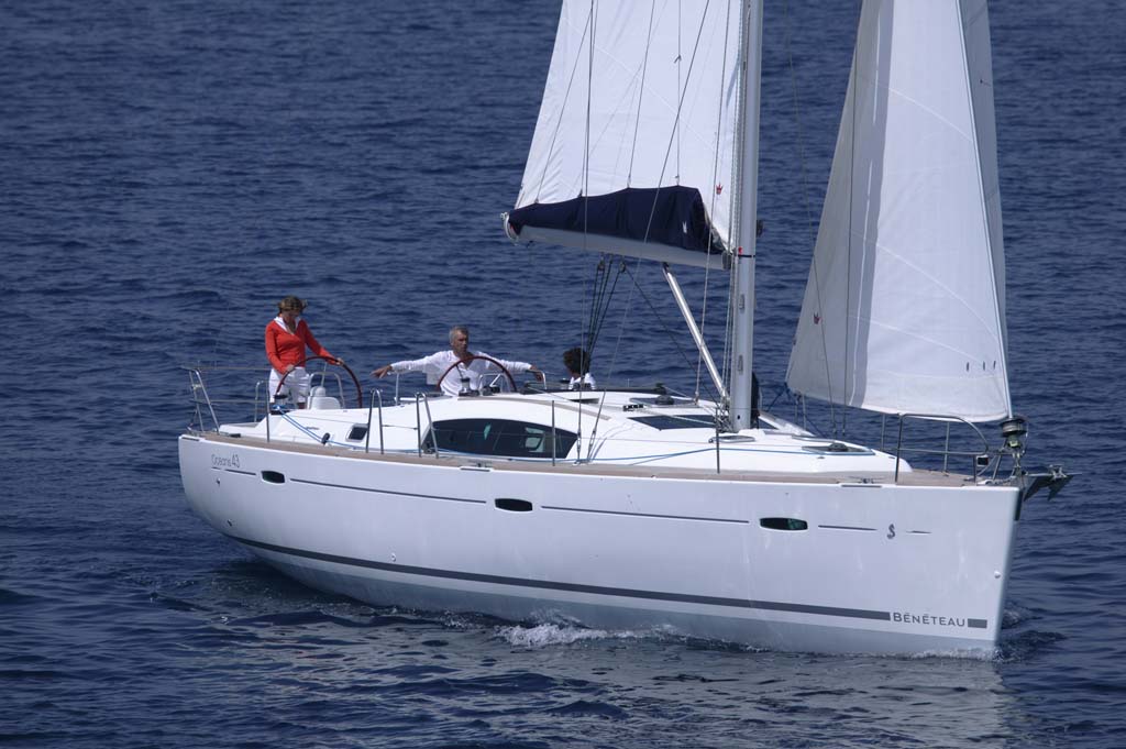 Charter Segel yacht Beneteau Oceanis 43 3