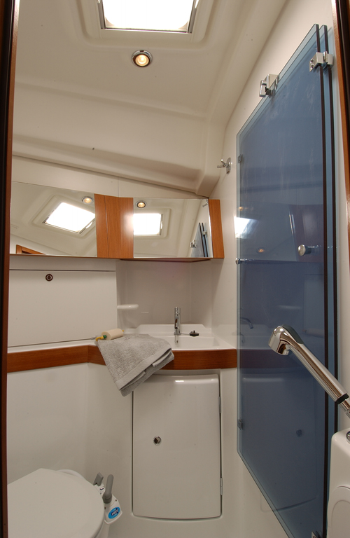 Charter Segel yacht Beneteau Oceanis 43 32