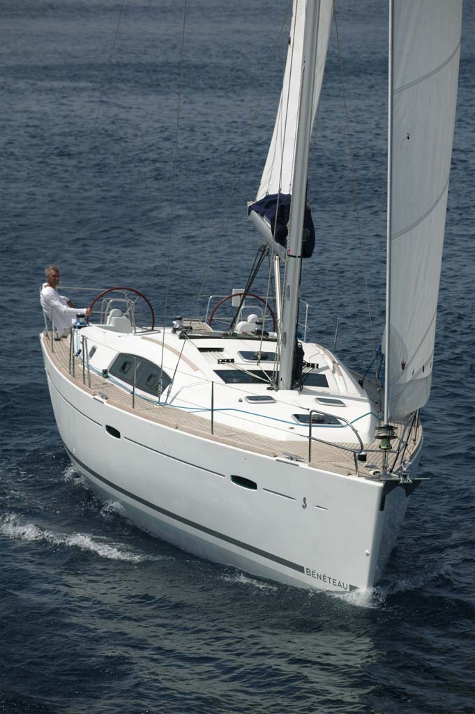 Charter Segel yacht Beneteau Oceanis 43 8