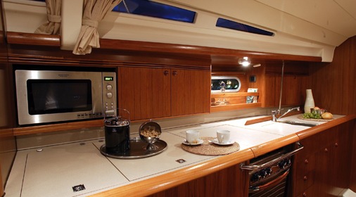 Segel yacht chartern Sunja yachting Jeanneau Sun Odyssey 45 9