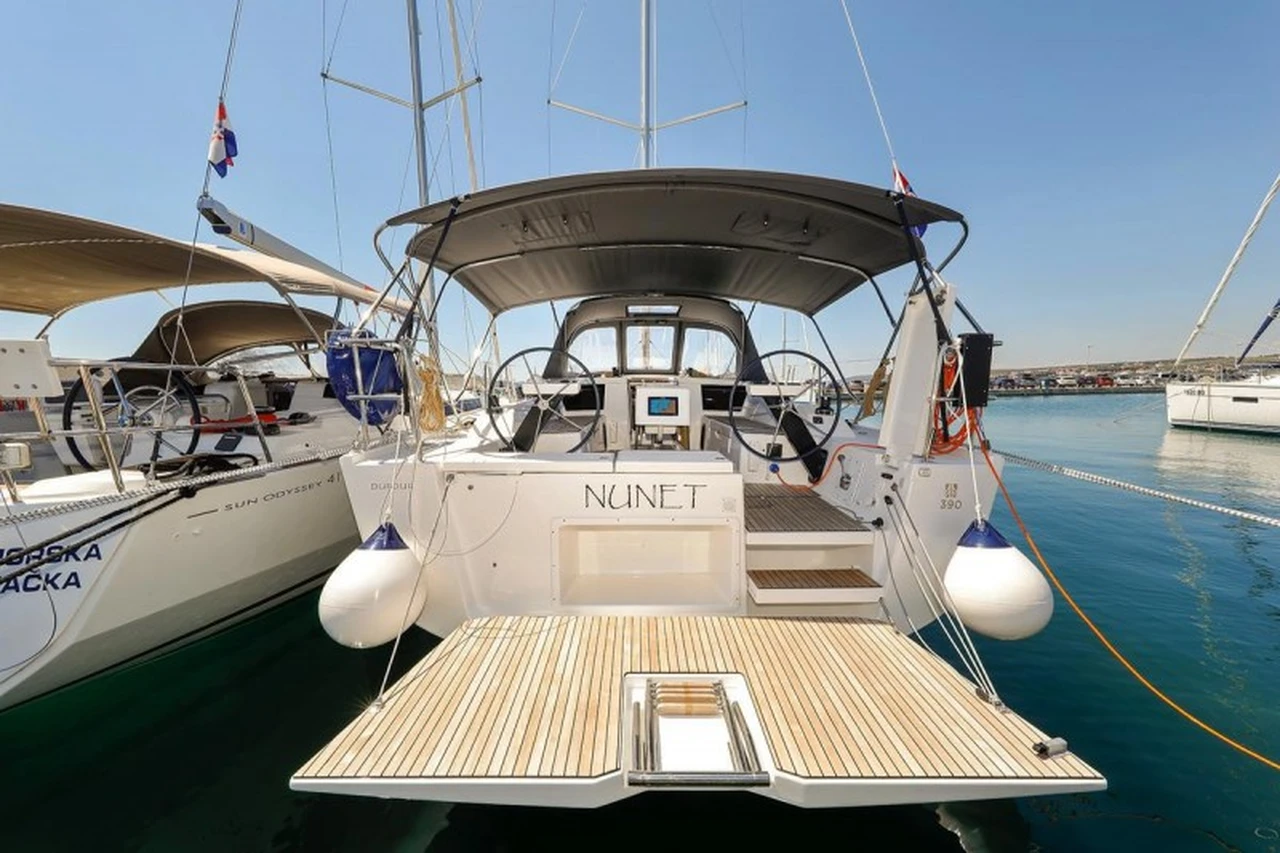 Dufour 390 GL-Segelyacht Nunet in Kroatien