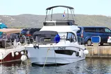 Antares 11 Fly OB-Motorboot Solis in Kroatien