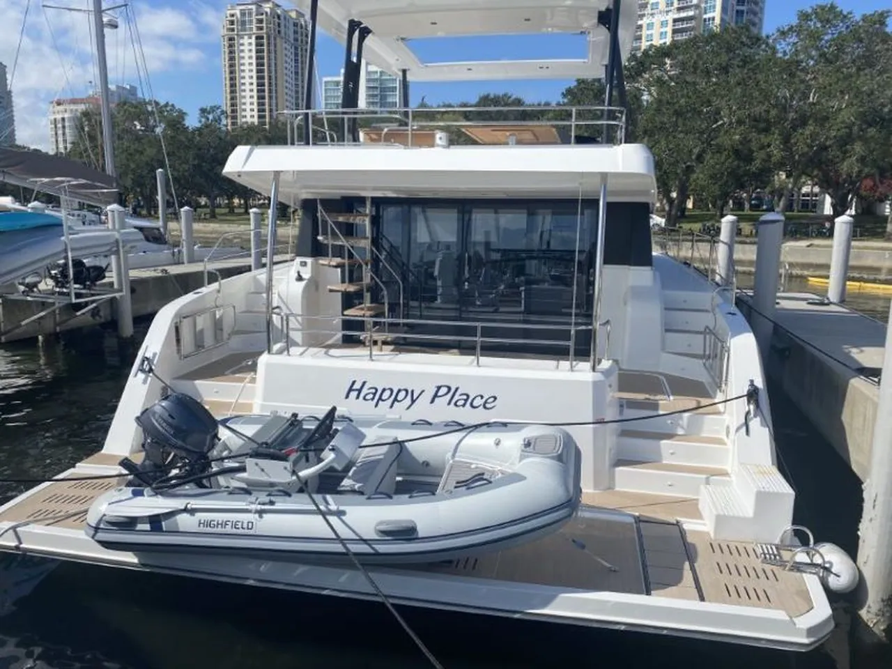 Fountaine Pajot MY6-Power catamaran Happy Place in USA