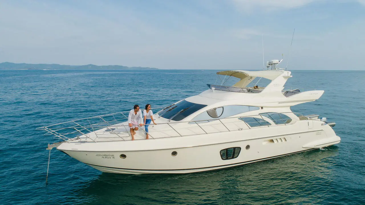Azimut 55-Motoryacht After 8 in Thailand 