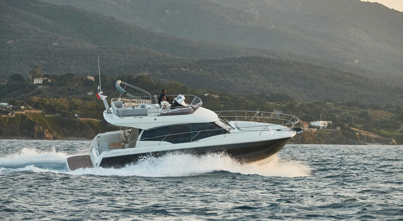 Prestige 420 Fly-Motoryacht Bellezza in Kroatien